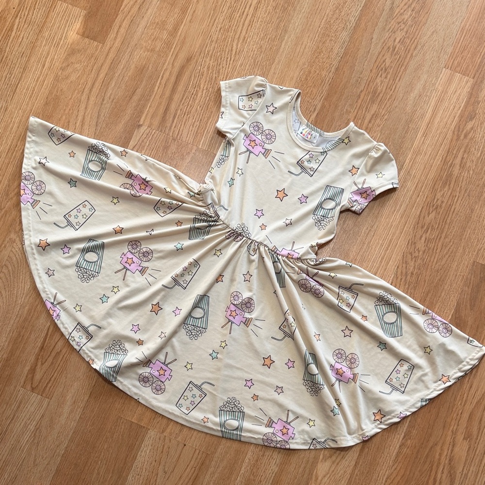 DotDotSmile Movies Cap dress 7